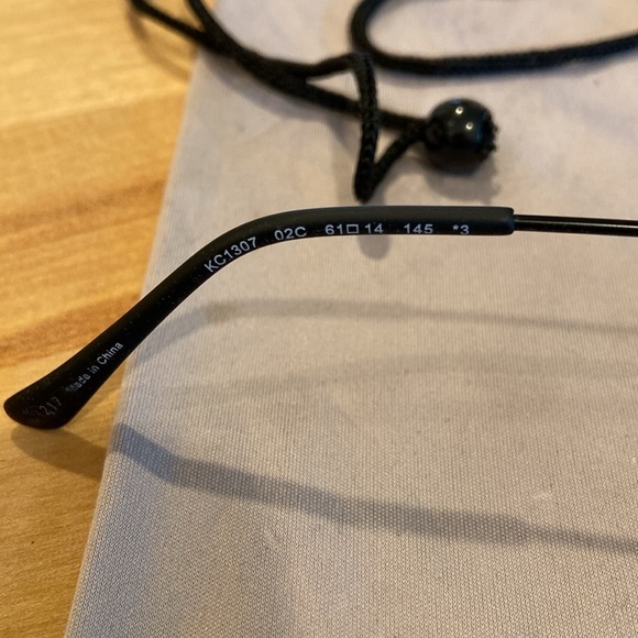 KENNETH COLE REACTION
Pilot Men's Sunglasses - Picture 4 of 5